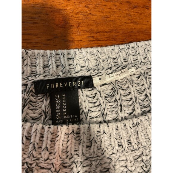 Women’s Sweater Medium Crop Gray Forever 21 Knit Long Sleeve Top Winter - Picture 4 of 9